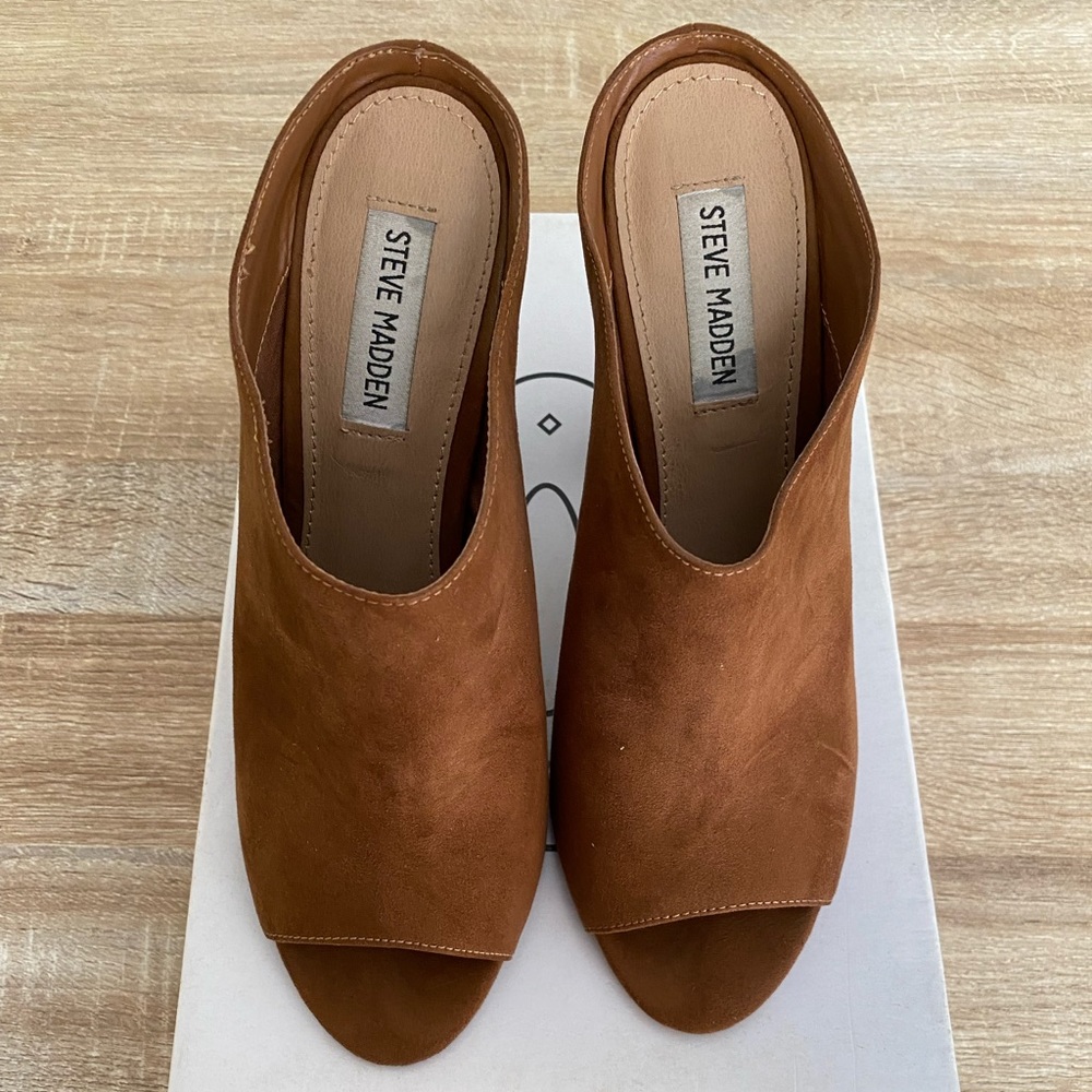 Steve Madden Women's Tan Open-Toe Slide Heels